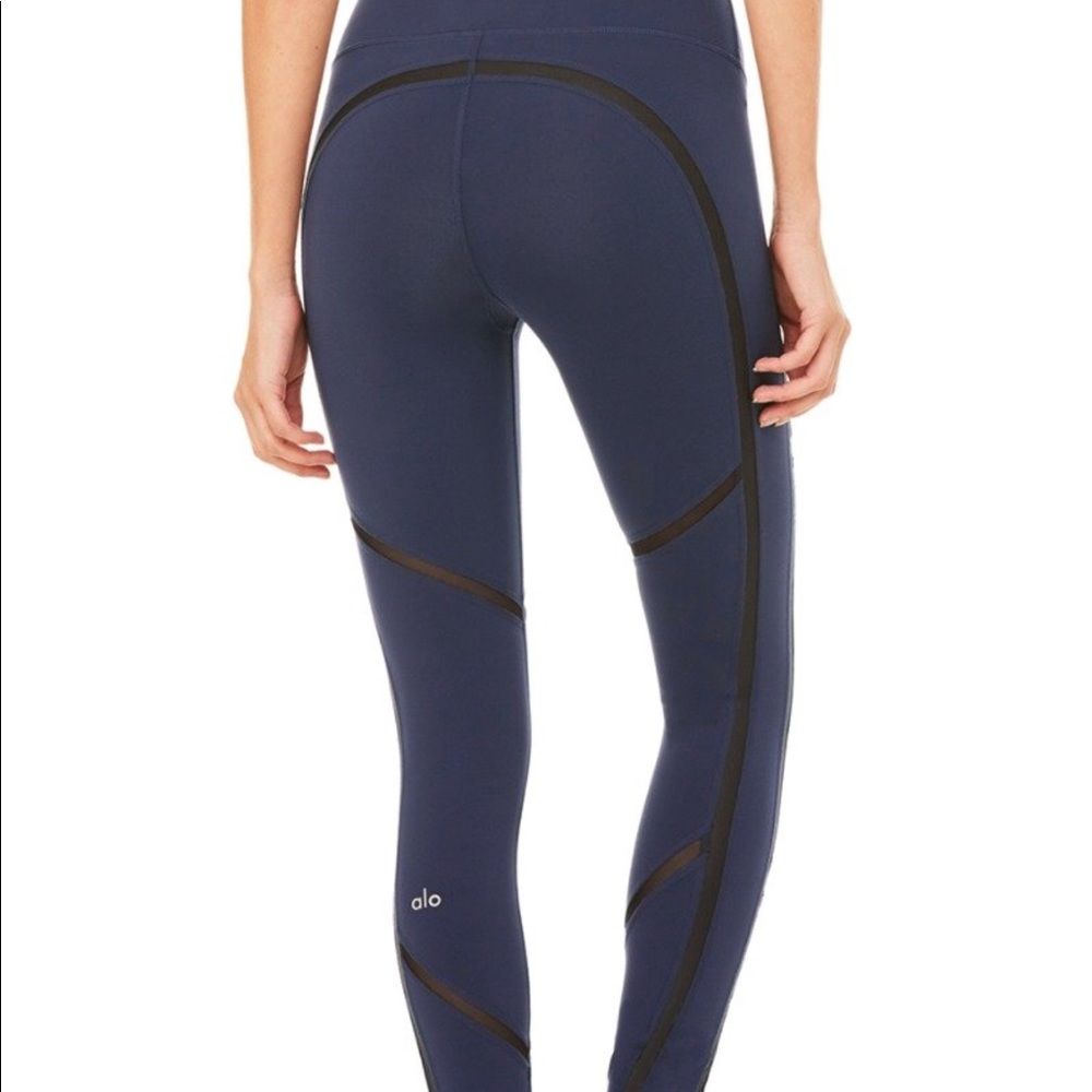 Flattering Continuity Legging in XS